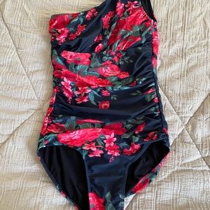 Albion Swim One Shoulder One Piece in Antigua